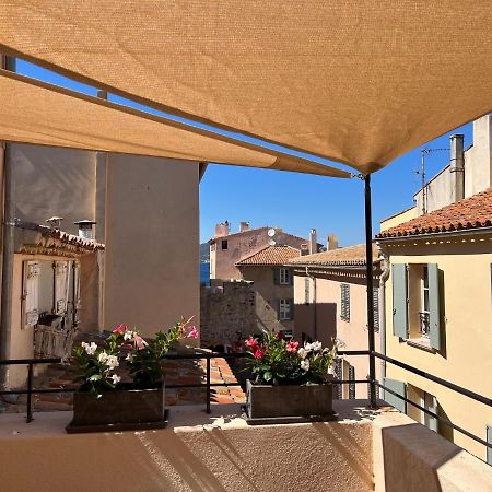 Saint-Tropez Centre - Grand Studio Avec Terrasse Exterior foto